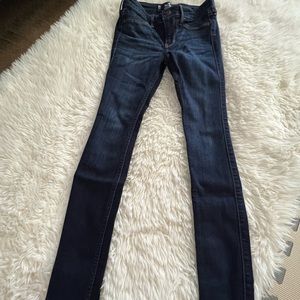Hollister Low rise jean leggings size 23 00S